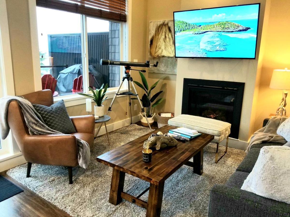 Port Renfrew Vacation Rentals Ngoại thất bức ảnh