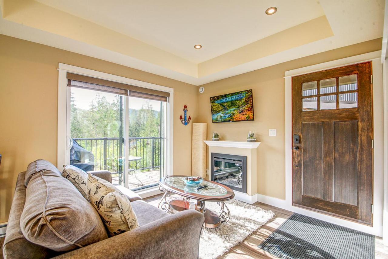 Port Renfrew Vacation Rentals Phòng bức ảnh