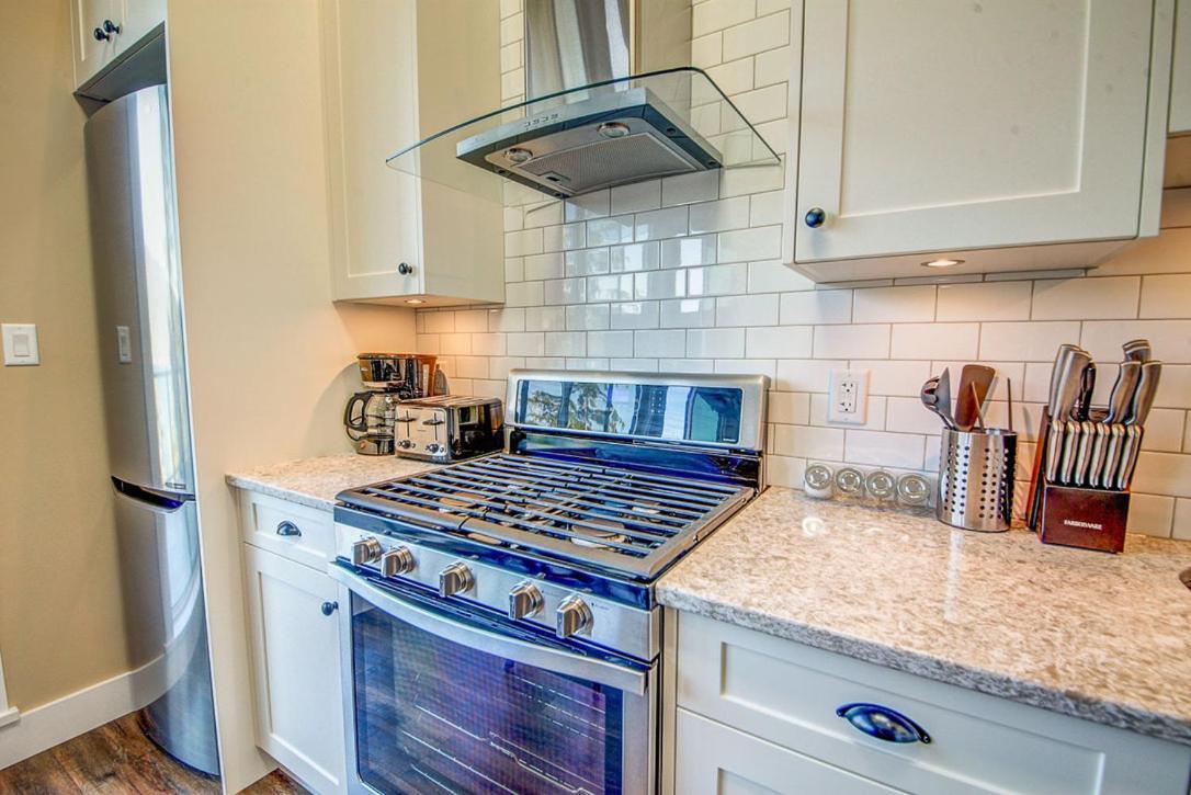 Port Renfrew Vacation Rentals Phòng bức ảnh
