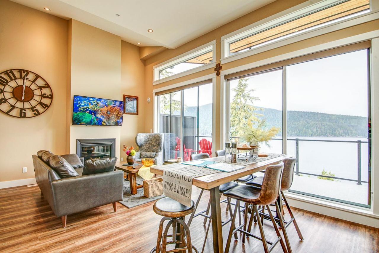 Port Renfrew Vacation Rentals Phòng bức ảnh