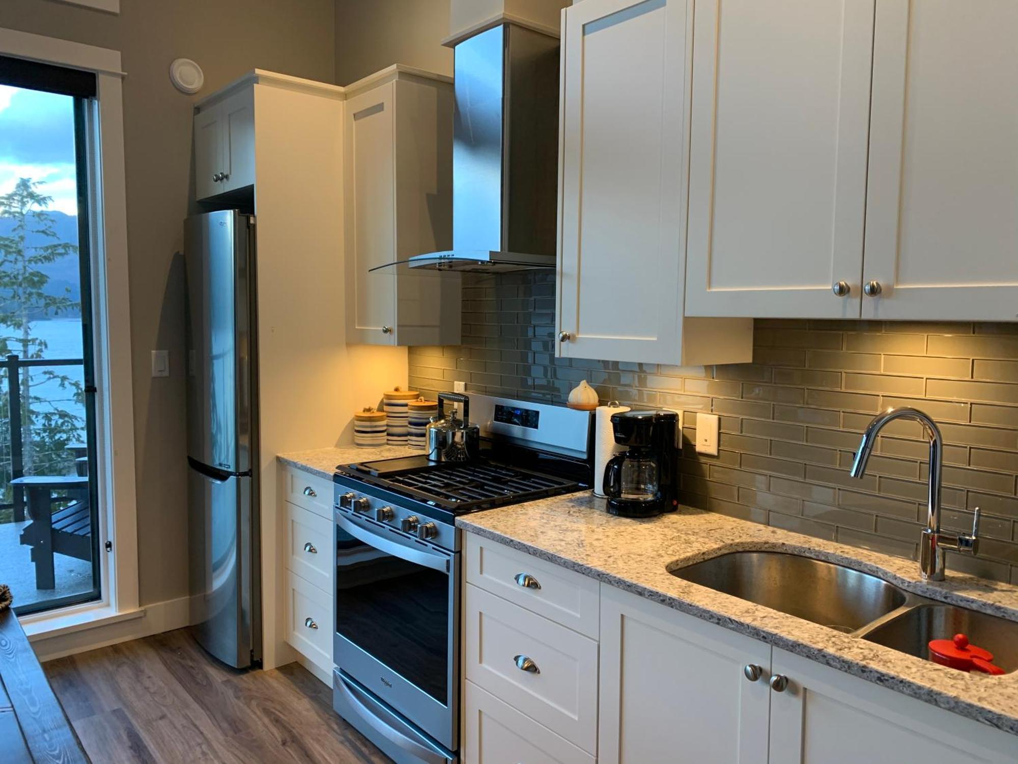 Port Renfrew Vacation Rentals Phòng bức ảnh